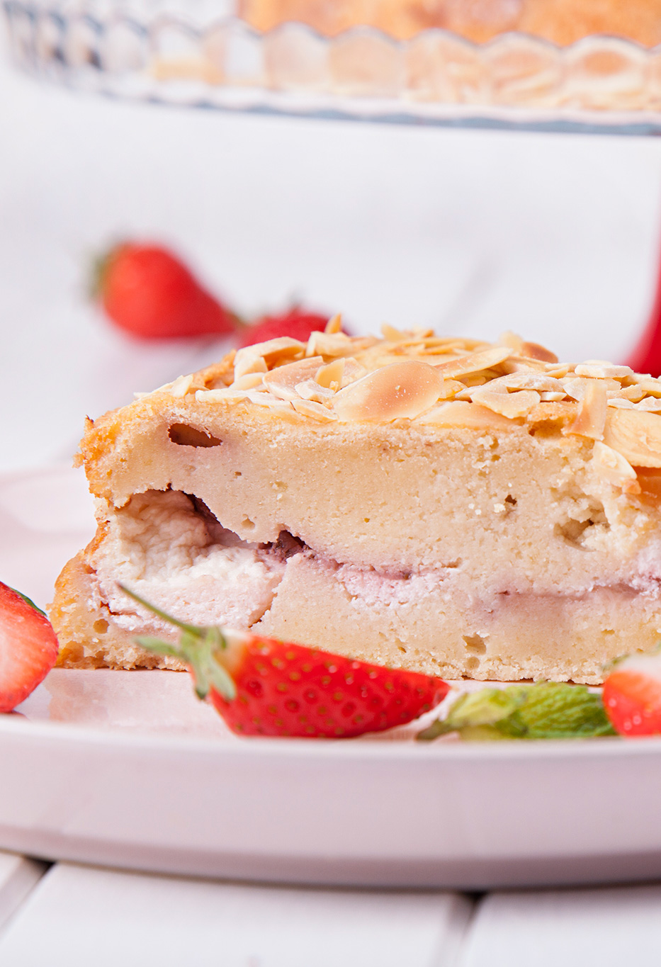 strawberry almond cheese cake